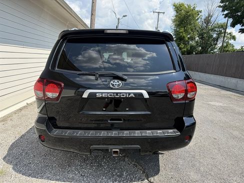 Used 2021 Toyota Sequoia Limited AWD/4WD image 25