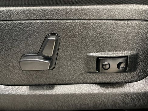 Used 2018 RAM 1500 Sport w/ Sport Premium Group image 26