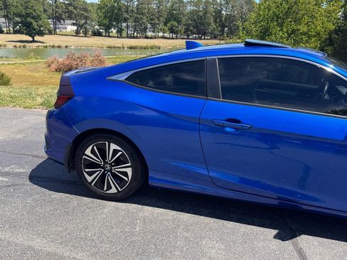 Used 2018 Honda Civic EX-T image 32