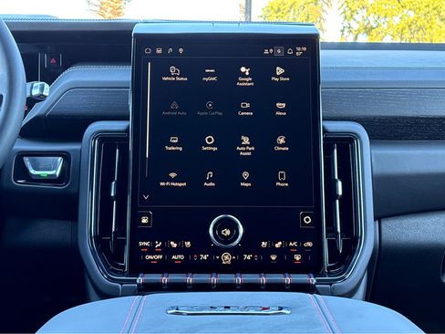 New 2025 GMC Yukon AT4 Ultimate image 7