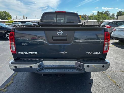 Used 2020 Nissan Frontier SV AWD/4WD image 6