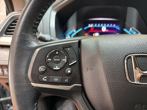Used 2023 Honda Odyssey EX-L image 25