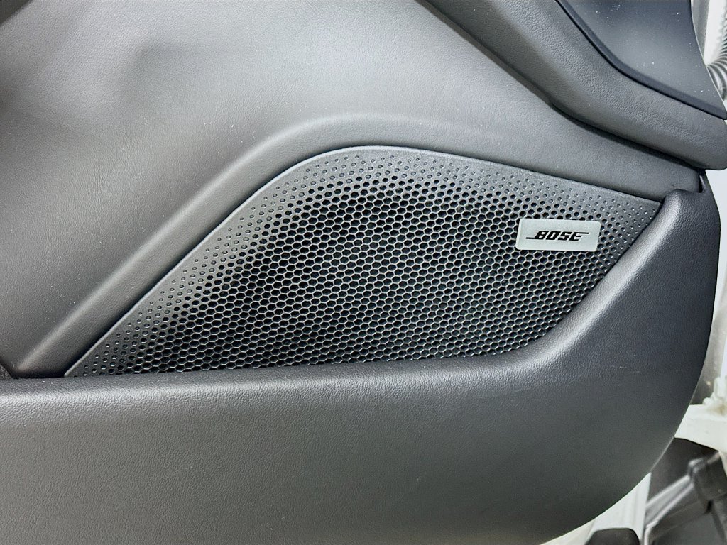 New 2025 Porsche Taycan 4S AWD/4WD image 21