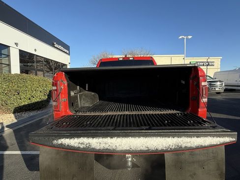 Used 2024 RAM 1500 Laramie image 25