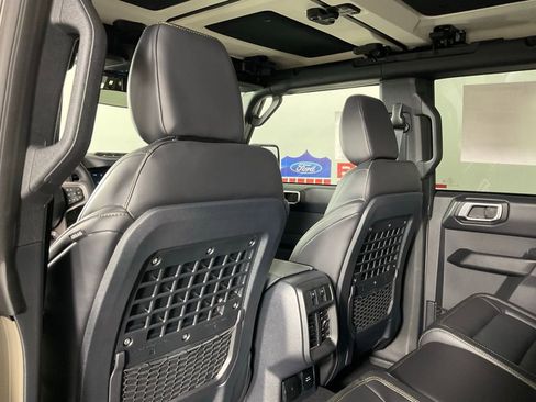 New 2026 Ford Bronco Badlands image 15