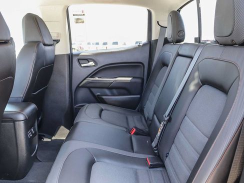 Used 2022 GMC Canyon AT4 w/ Driver Alert Package AWD/4WD image 18