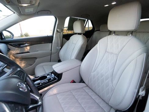 Used 2021 Buick Envision Avenir w/ Technology Package II image 24