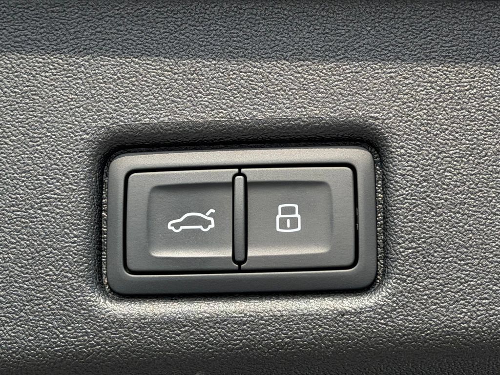 New 2026 Audi Q5 Premium Plus AWD/4WD image 14