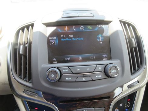 Certified 2014 Buick LaCrosse Leather FWD image 28