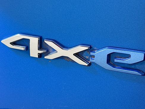 Used 2023 Jeep Wrangler Sahara image 10