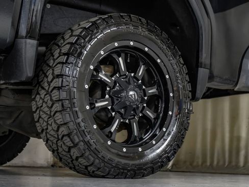 Used 2022 GMC Sierra 2500 Denali w/ Denali Ultimate Package AWD/4WD image 55