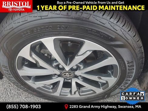 Used 2024 Toyota Corolla Cross XLE w/ Convenience Package AWD/4WD image 13