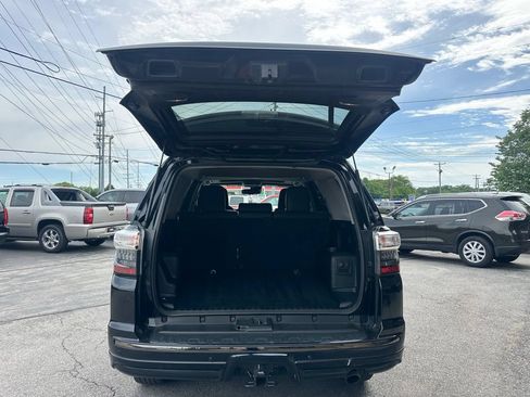 Used 2021 Toyota 4Runner Nightshade AWD/4WD image 6