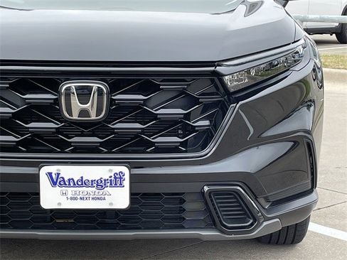 Certified 2025 Honda CR-V Sport image 8
