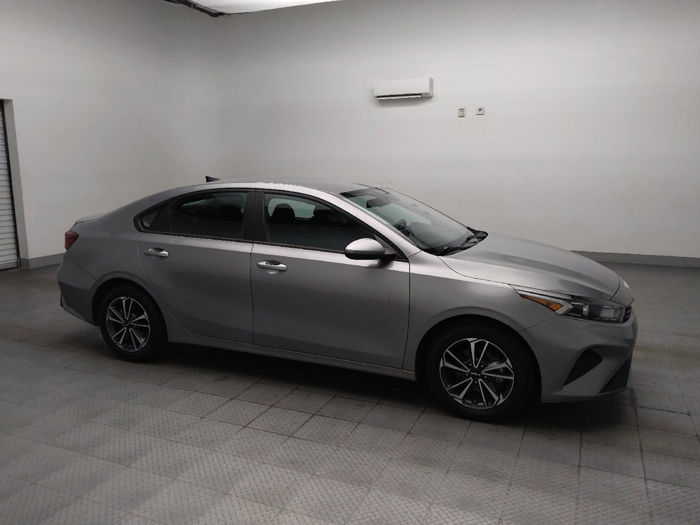 Used 2024 Kia Forte LXS FWD image 11