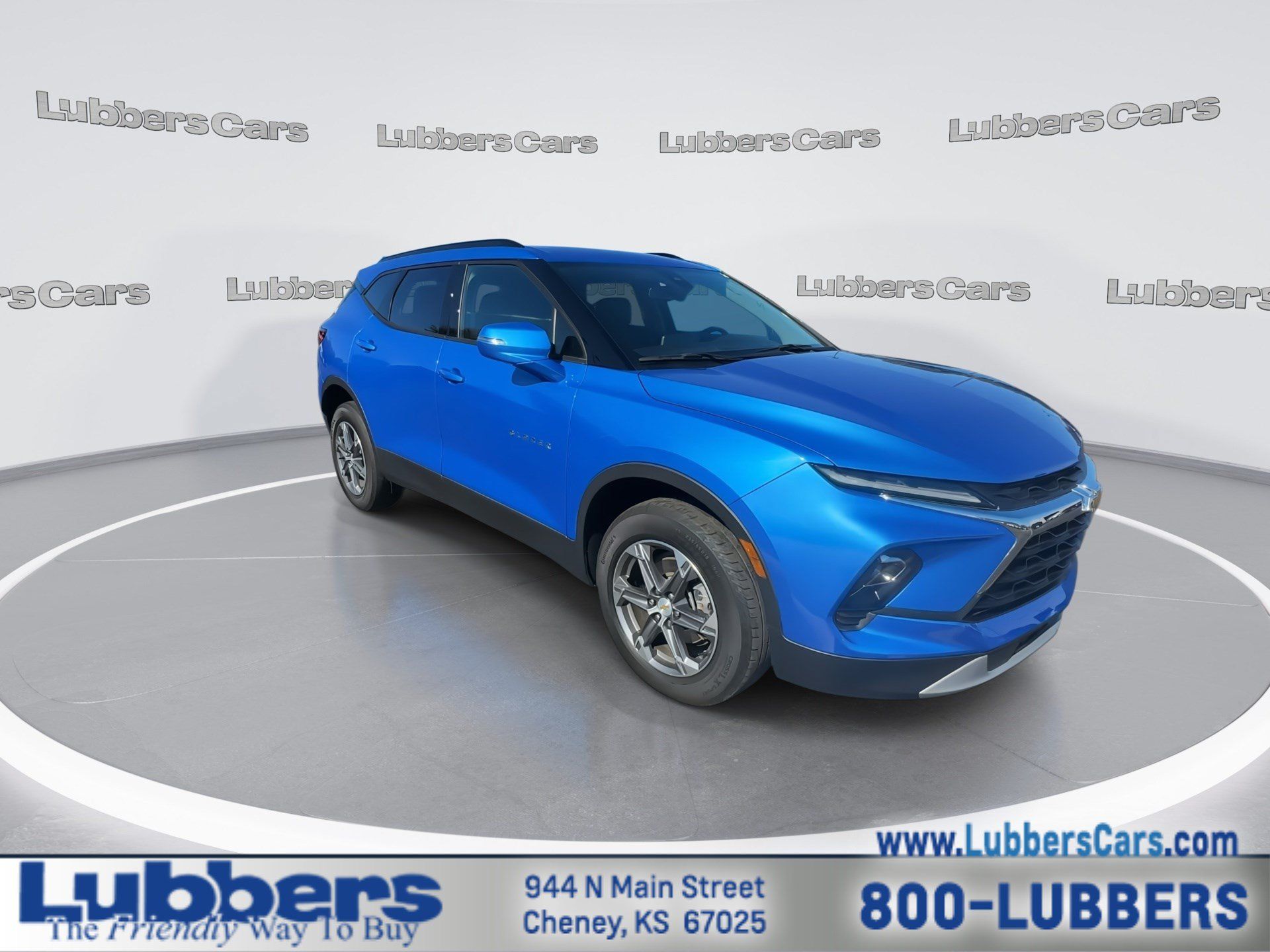 Used 2024 Chevrolet Blazer LT FWD image 2