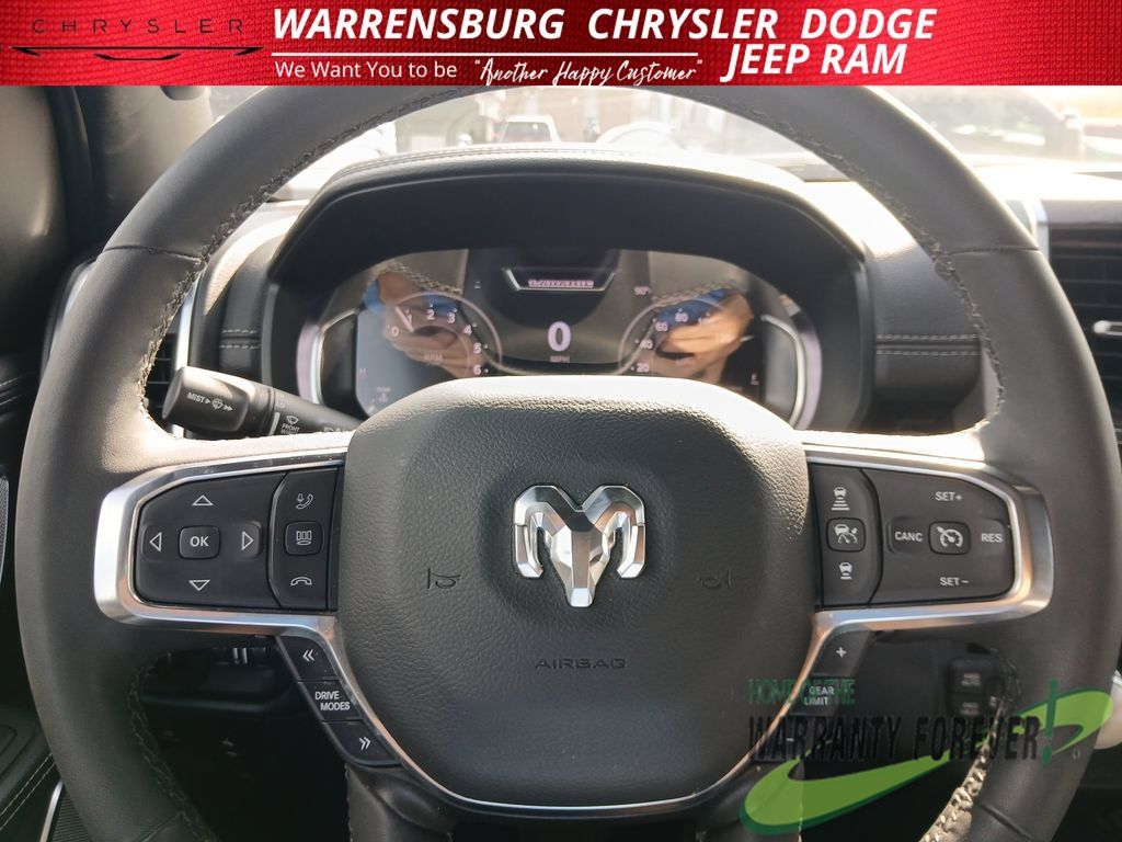 Used 2025 RAM 1500 Laramie AWD/4WD image 19