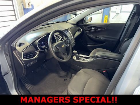 Used 2024 Chevrolet Malibu LT image 29