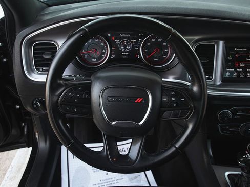 Used 2022 Dodge Charger SXT image 15
