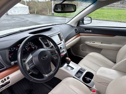Used 2014 Subaru Outback 3.6R Limited AWD/4WD image 21