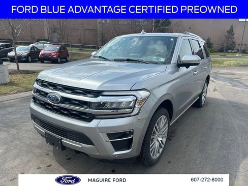Used 2023 Ford Expedition Limited image 11