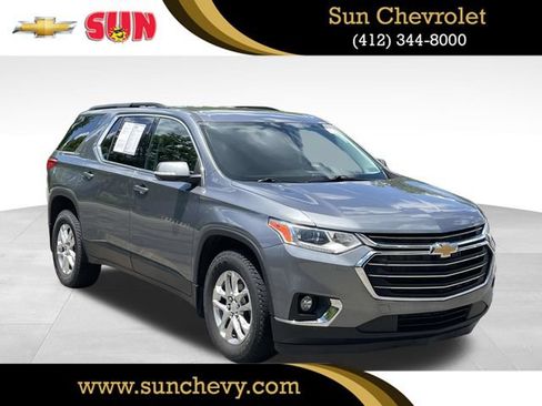 Used 2021 Chevrolet Traverse LT w/ LPO, Floor Liner Package AWD/4WD image 1