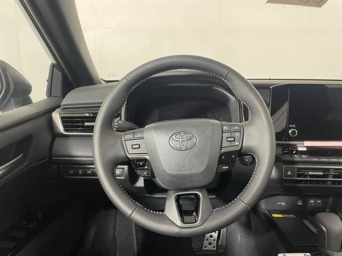 New 2026 Toyota Camry SE FWD image 13