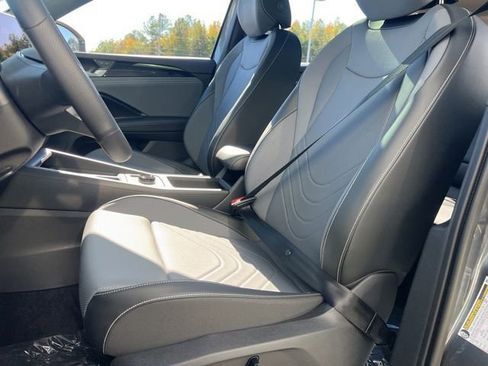 New 2026 Volkswagen Tiguan SE R-Line image 22