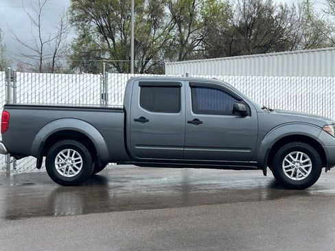 Used 2017 Nissan Frontier SV w/ SV Value Truck Package image 3
