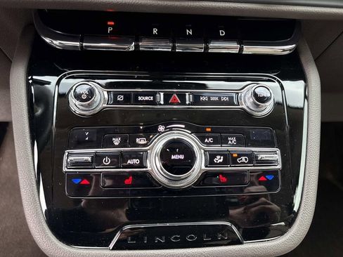 Certified 2020 Lincoln Corsair Reserve image 29