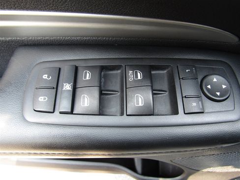 Used 2015 Dodge Durango SXT w/ Quick Order Package 23B AWD/4WD image 17