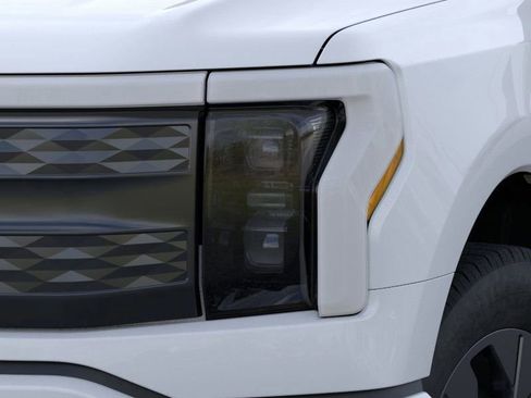New 2025 Ford F150 Lightning Lariat image 20