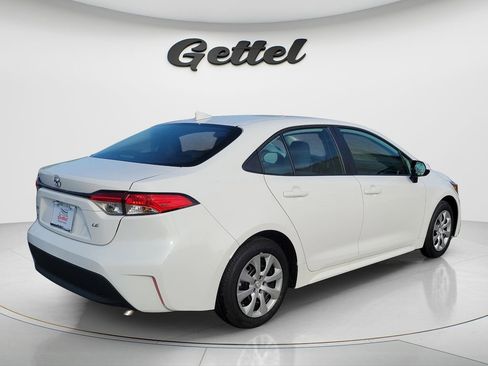 Used 2026 Toyota Corolla LE image 5