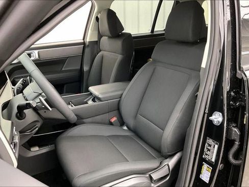 Used 2026 Hyundai Santa Fe SE AWD/4WD image 11