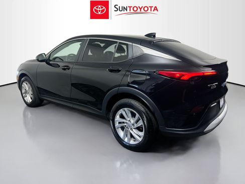 Used 2025 Buick Envista Preferred w/ Convenience I Package FWD image 6