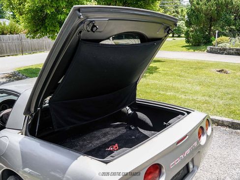 Used 2000 Chevrolet Corvette Coupe w/ Roof Pkg RWD image 63
