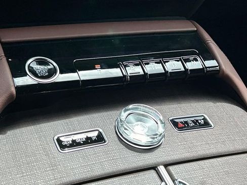 New 2026 Lincoln Navigator L Reserve AWD/4WD image 32