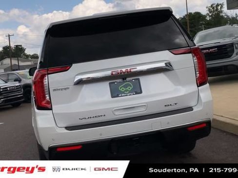 Used 2022 GMC Yukon XL SLT w/ SLT Premium Package AWD/4WD image 9