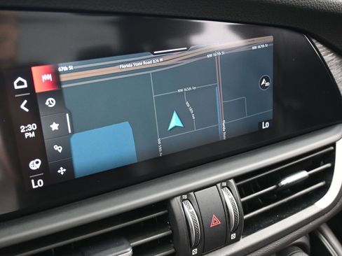 Used 2023 Alfa Romeo Giulia Sprint image 22