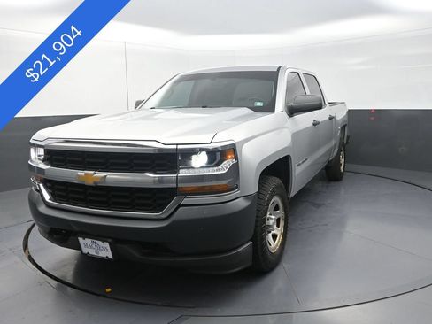 Used 2018 Chevrolet Silverado 1500 W/T w/ WT Fleet Convenience Package AWD/4WD image 4