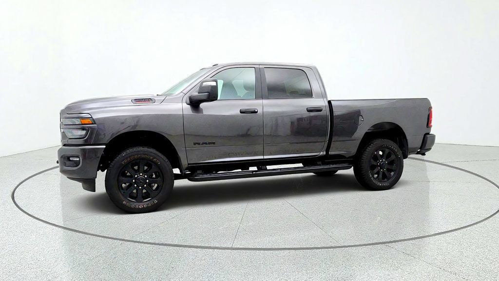 Used 2026 RAM 2500 Big Horn AWD/4WD image 7