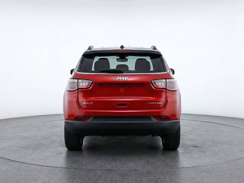 Used 2025 Jeep Compass Limited AWD/4WD image 7