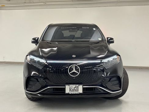 Used 2023 Mercedes-Benz EQS 450+ 4MATIC SUV image 4