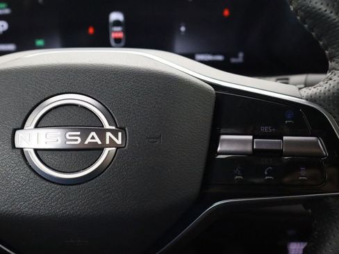 Used 2023 Nissan Ariya FWD image 10