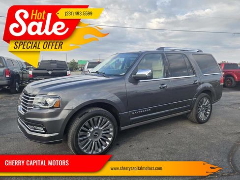 Used 2015 Lincoln Navigator 4WD w/ Equipment Group 101A Reserve image 1