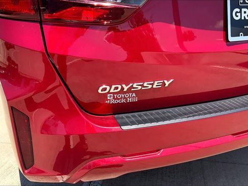 Used 2025 Honda Odyssey EX-L image 32