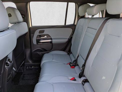 New 2026 Mercedes-Benz GLB 250 image 17