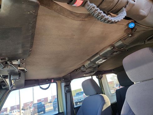 Used 2013 Jeep Wrangler Unlimited Sport image 14