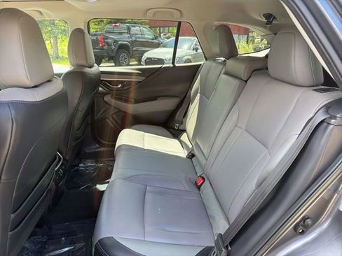 Used 2023 Subaru Outback Limited AWD/4WD image 29