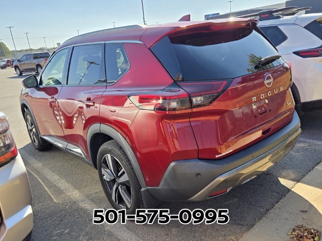 Used 2023 Nissan Rogue SL w/ SL Premium Package FWD image 2